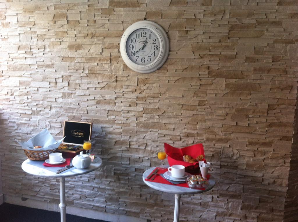 Le Monopole Hotell Reims Exteriör bild