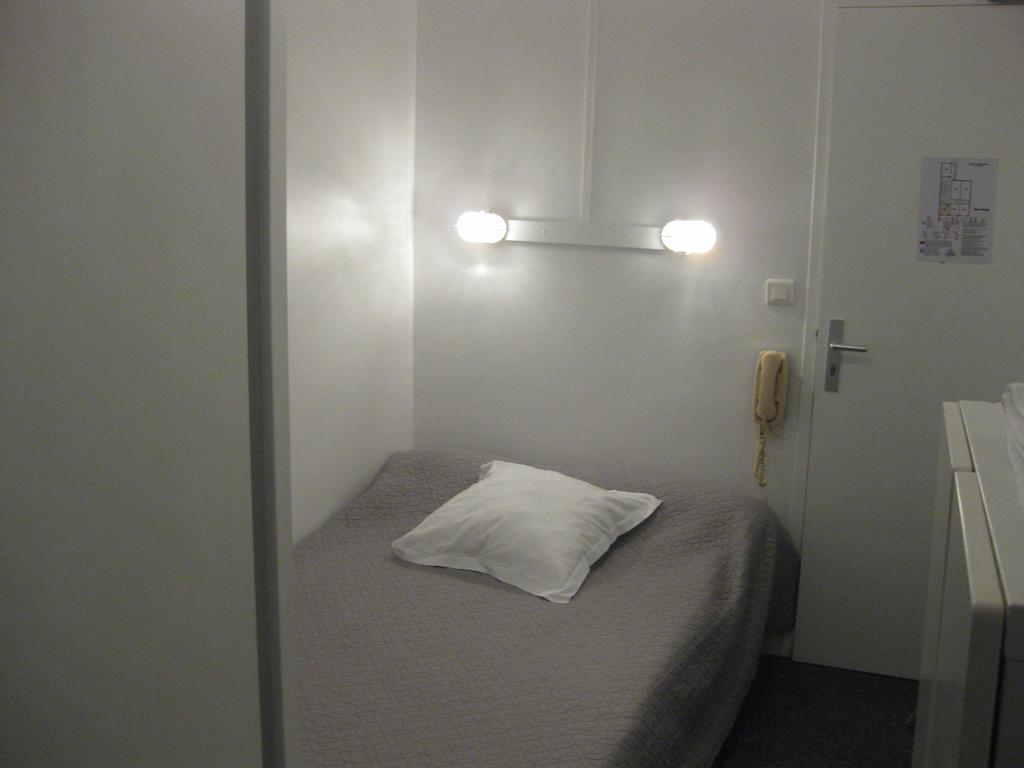Le Monopole Hotell Reims Rum bild