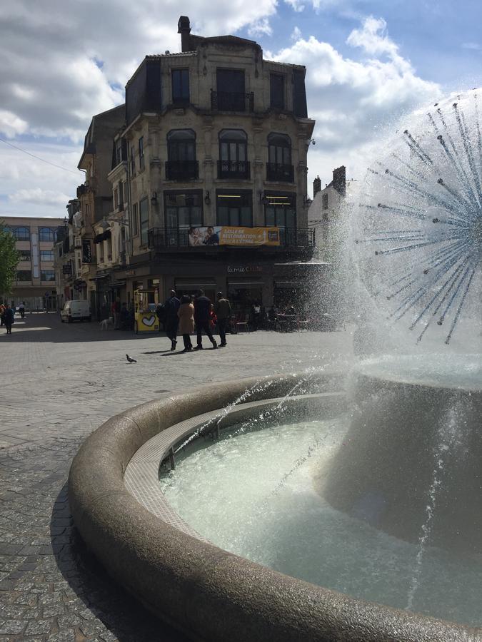 Le Monopole Hotell Reims Exteriör bild
