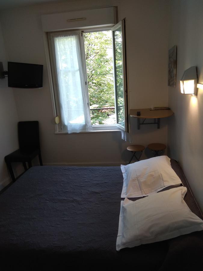 Le Monopole Hotell Reims Exteriör bild